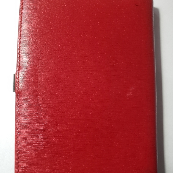 C8,021 Gucci Red Leather Address Book, Planner - Picture 3 of 11